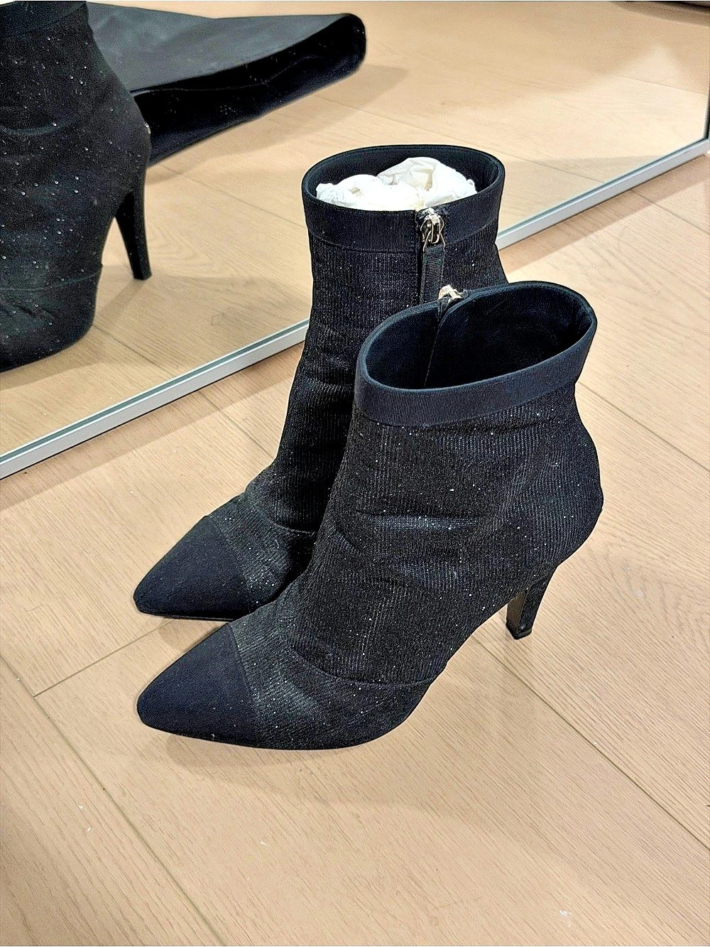 Chanel Glittery Pointed-Toe Ankle Boots in Black EU 38